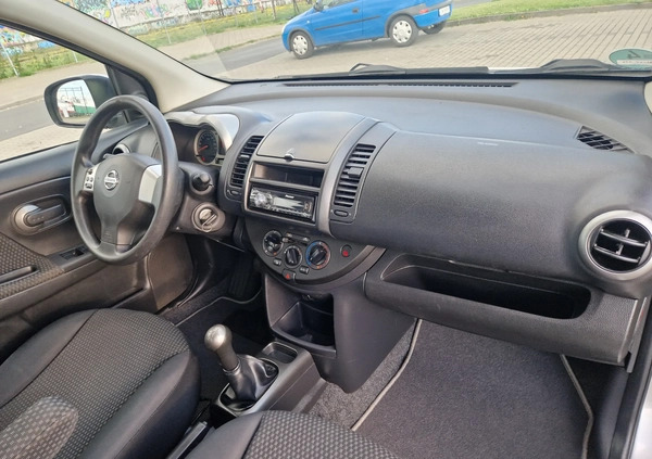 Nissan Note cena 12900 przebieg: 178000, rok produkcji 2006 z Myszków małe 154